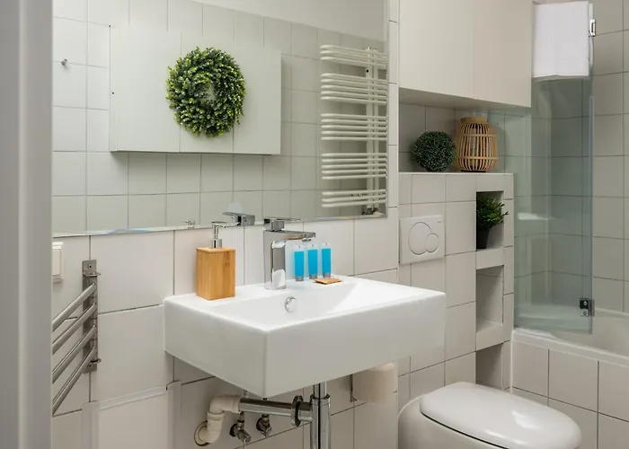 Kabacki Comfy By Bookinghost * وارسو